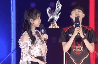 瓦科是自2013赛季的武磊之后，首位单赛季中超3次戴帽的球员